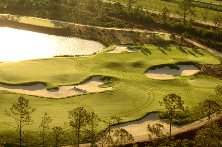 oldcorkscrewgolfclub0525