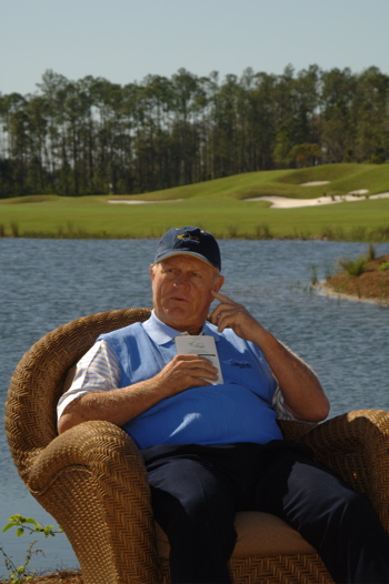 oldcorkscrewjacknicklaus1055