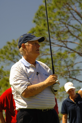 oldcorkscrewjacknicklaus1205